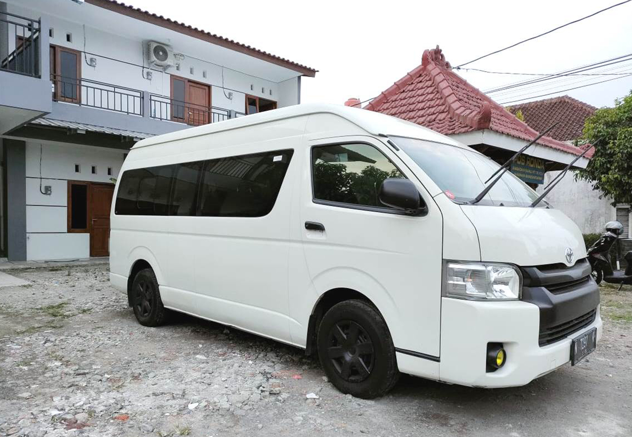 sewa mobil jogja