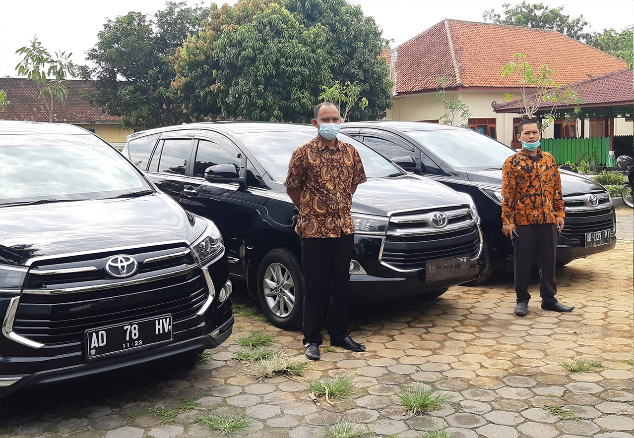sewa mobil jogja